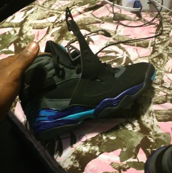 Jordan 8 Retro Aqua (2015) size 8.5 - Picture 2 of 4
